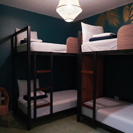 Santurcia Hostel (Adults Only) 圣胡安 外观 照片